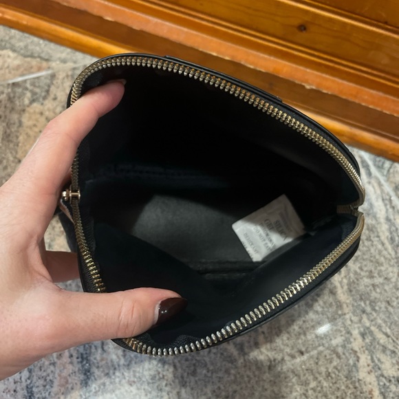 MCM Parfums Embossed Logo Clutch Cosmetic Pouch Bag Black & Tan New with Tags! - Picture 4 of 10